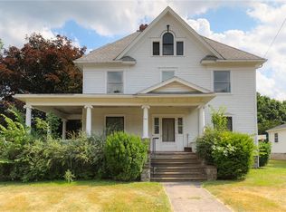 602 W Miller St, Newark, NY 14513