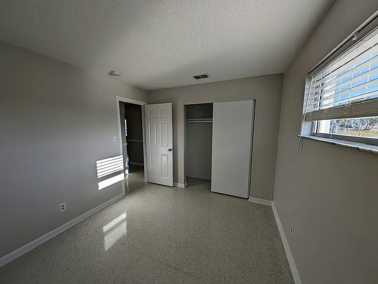 1580 Andover Dr — Photo 26
