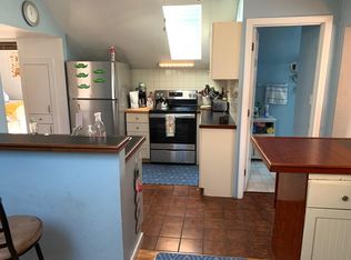 21 Pope St, Newport, RI 02840