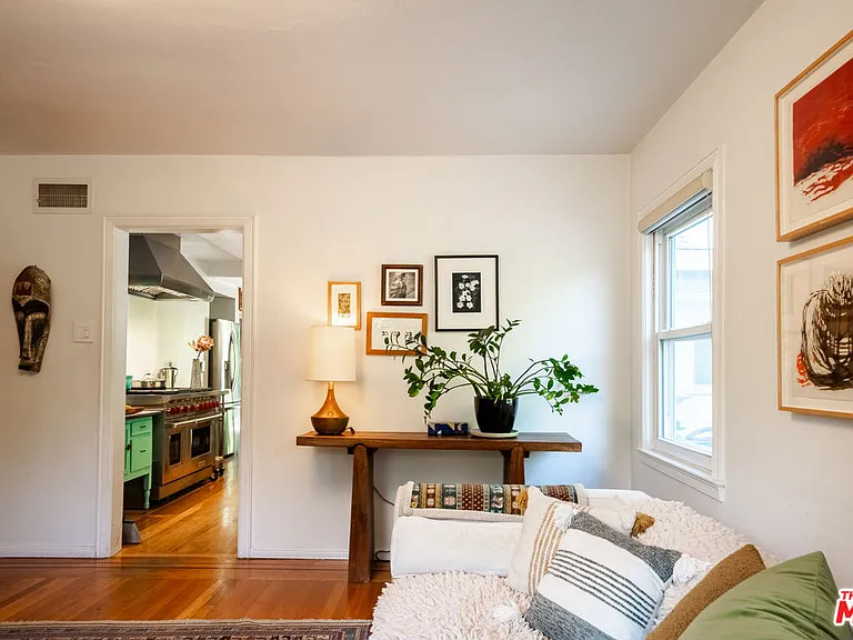 17401 Londelius St — Photo 11