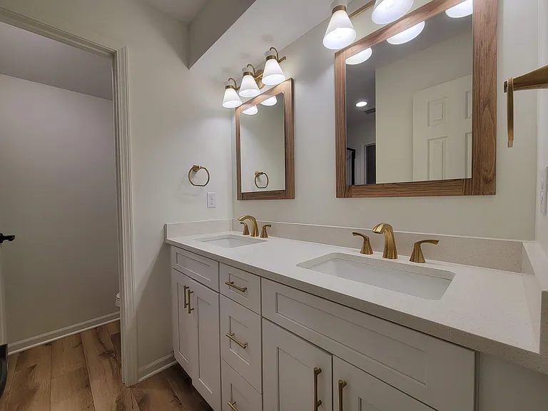 1532 SE Silkwood Ln — Photo 35