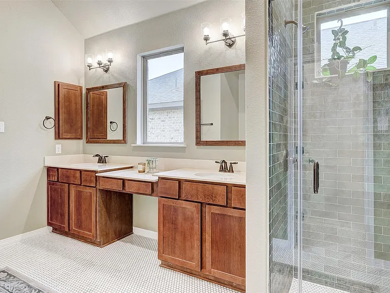 1117 Spring Gulch Ln — Photo 26