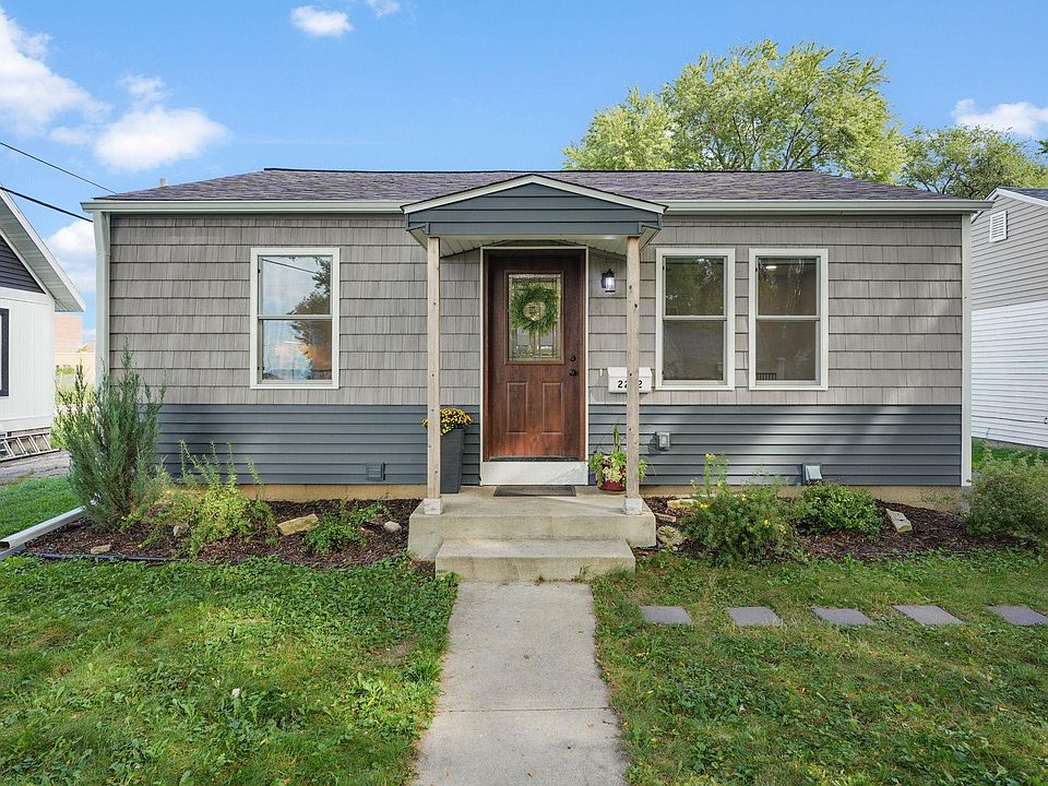 1st image of 2252 Coolidge St