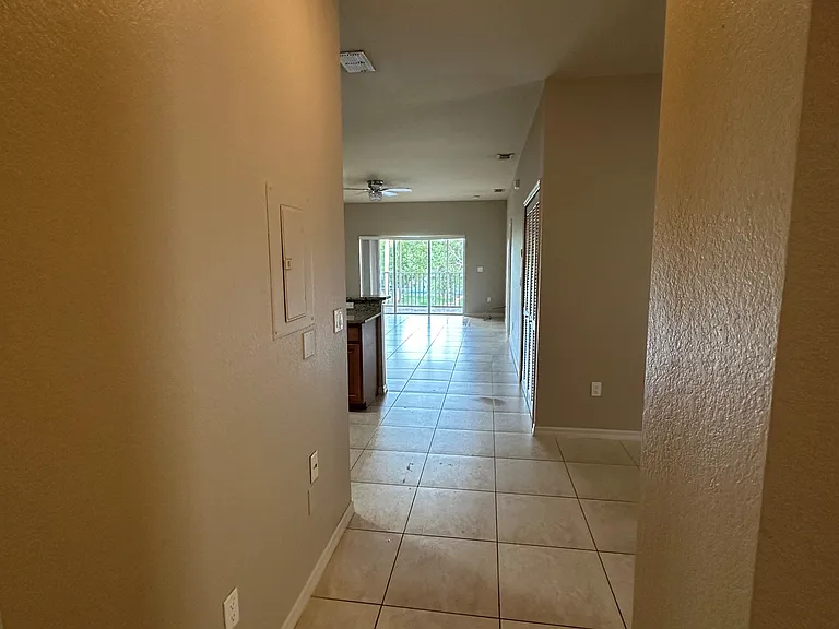 5201 Coronado Pkwy #207 — Photo 9