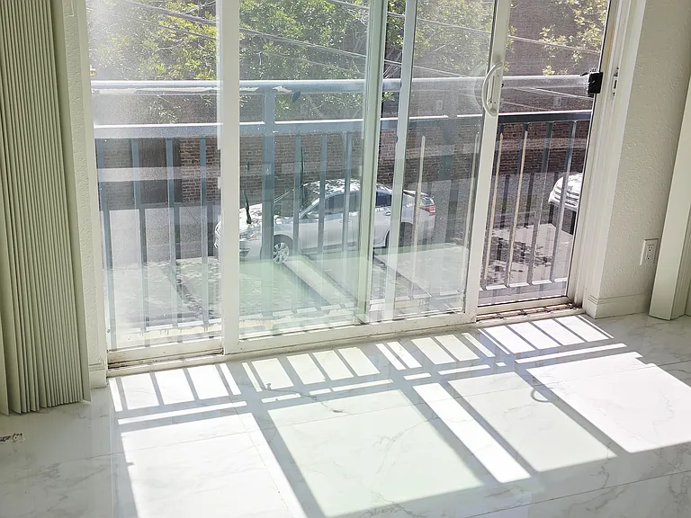 2230 E Ocean Blvd #19 — Photo 37