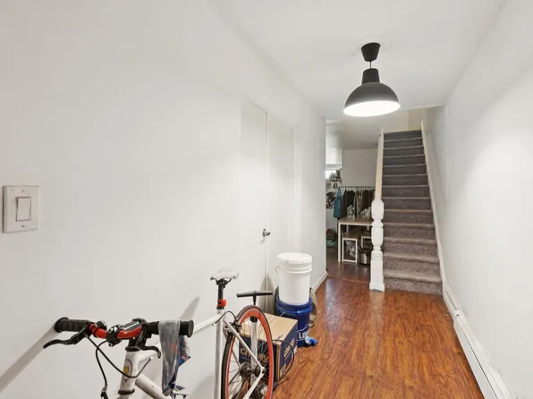 247 Pacific Avenue image 7 of 29