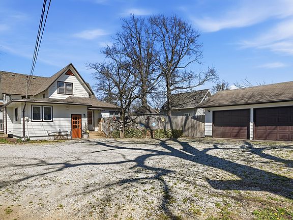 3rd image of 505 California St