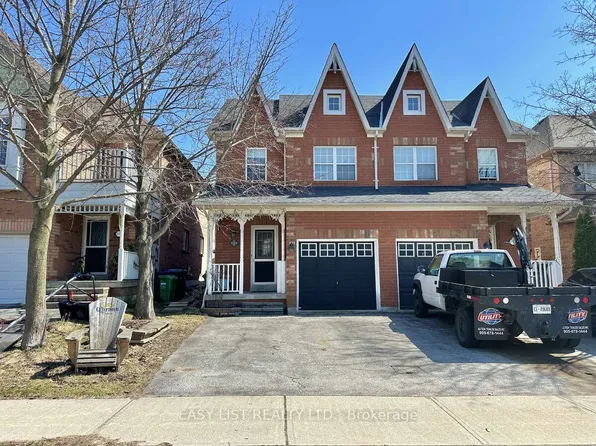 1104 Carding Mill Pl, Mississauga, ON L5W 1C4