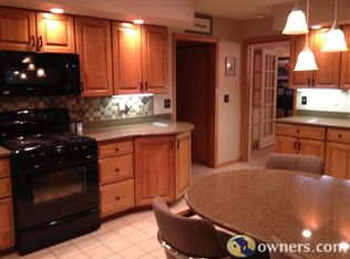 928 Lord Rd, Fairview, PA 16415