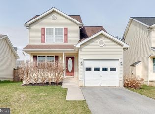 121 Peter Rabbit Dr, Ranson, WV 25438