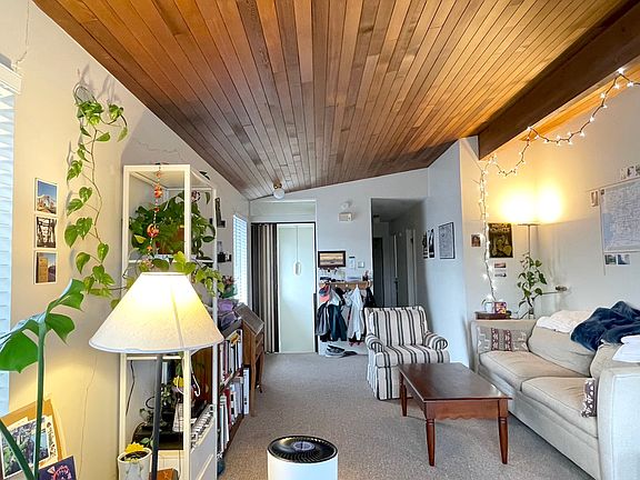 4th image of 6515 35th Ave NE APT 201