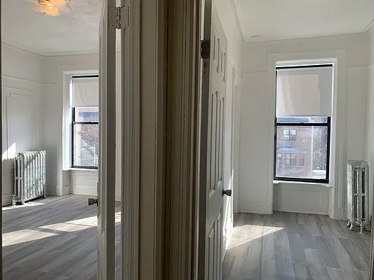 Rented by Spot Real Estate | media 16