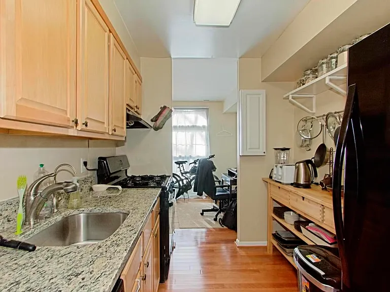 3300 Woodburn Village Dr #21 — Photo 5