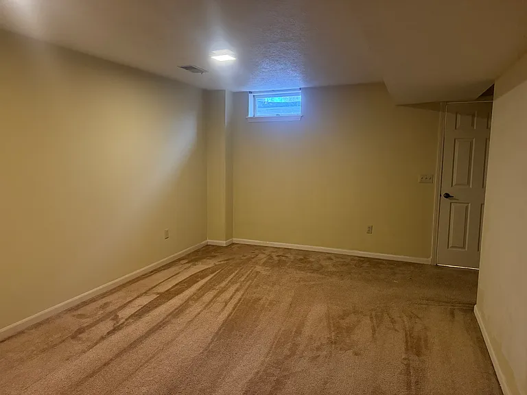 55 Frenchwoods Cir — Photo 13