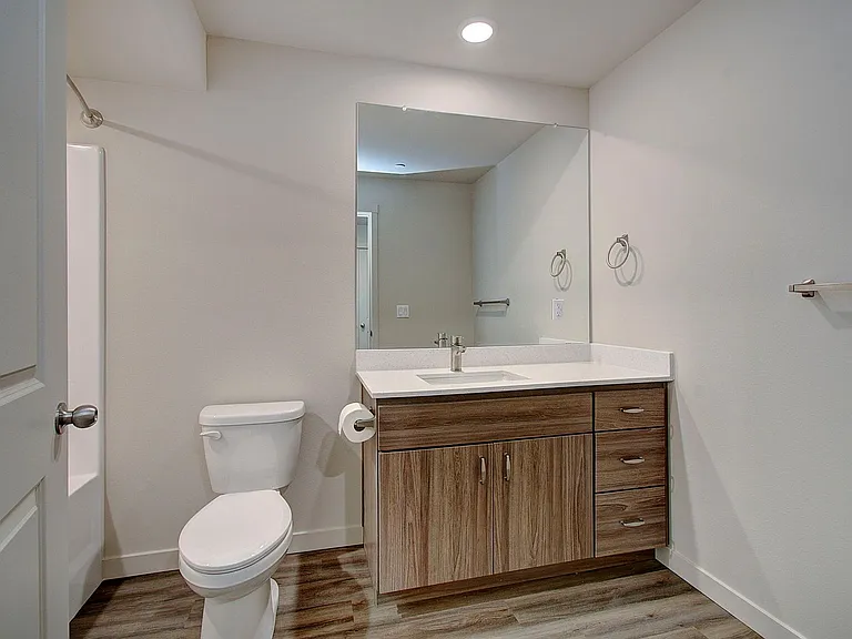 404 NE 117th Ave #104 — Photo 16