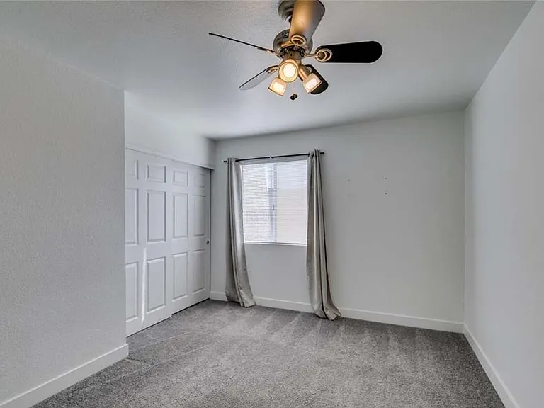5260 River Glen Dr #268 — Photo 27