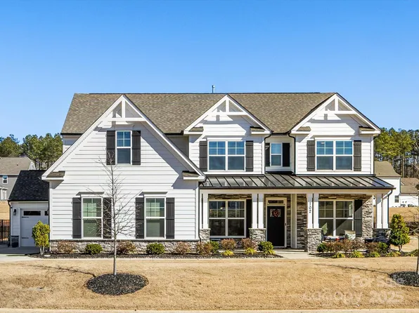 702 Yucatan Dr, Waxhaw, NC 28173