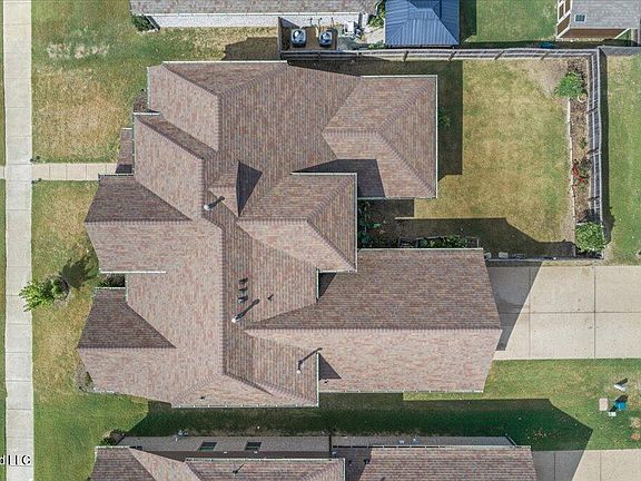 4th image of 5864 Stonecrest Dr