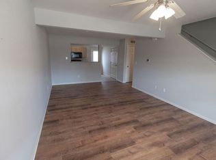4018 Snowy Owl Dr, Columbia, MO 65202