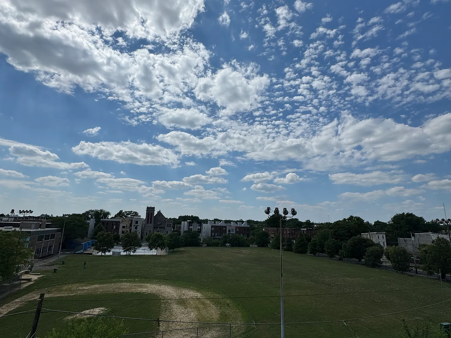 2 bed, 1200 sqft, $1,595 — Photo 1