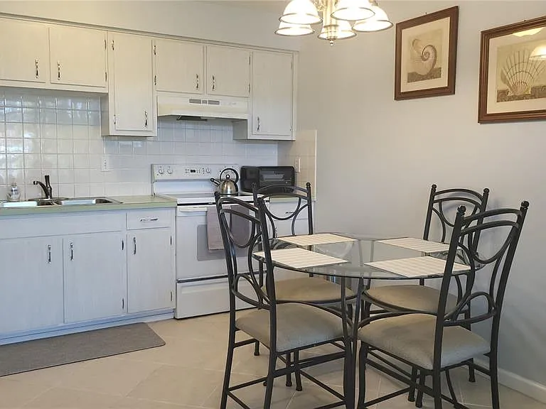 4318 Tahitian Gardens Cir #B — Photo 17