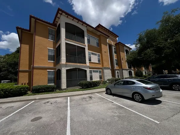 6169 Metrowest Blvd, Orlando, FL