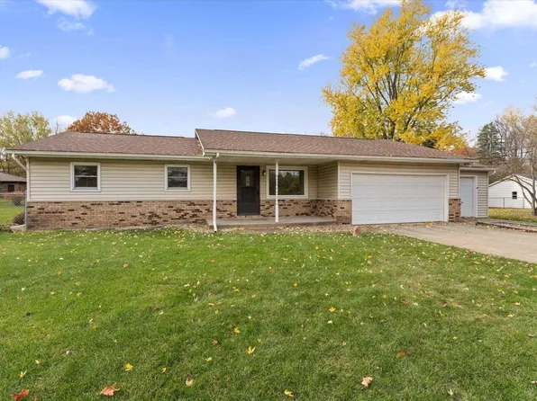 53667 Elmhurst St, South Bend, IN 46637