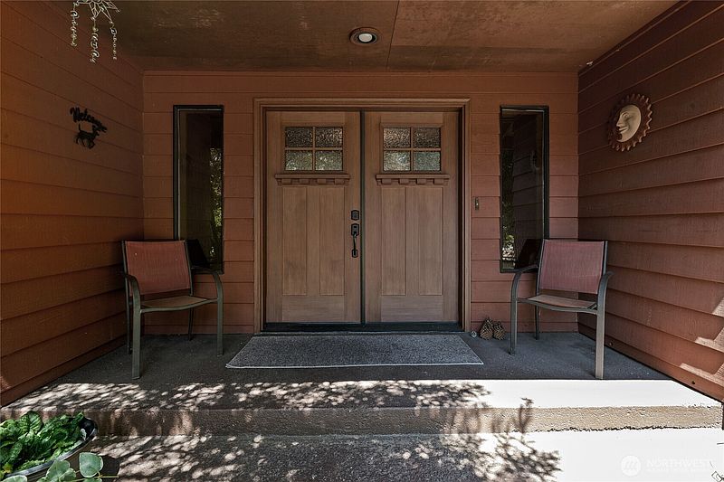 3rd image of 6915 244th Street Ct E