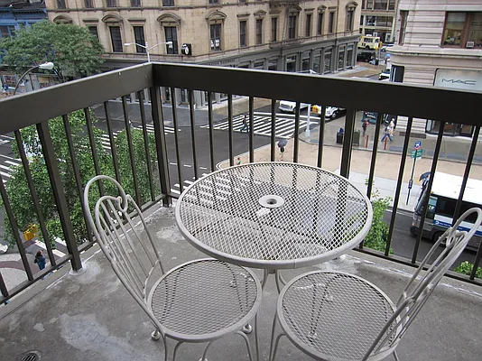 Rented by Newell and Assoc. | media 18