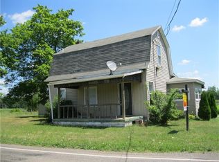 4060 Old Mercer Rd, New Castle, PA 16105