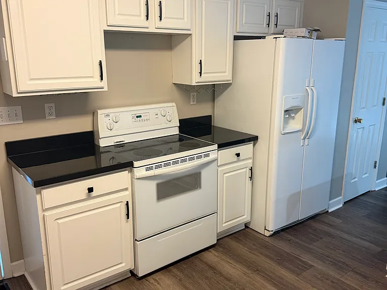 271 Warbler Rd — Photo 8