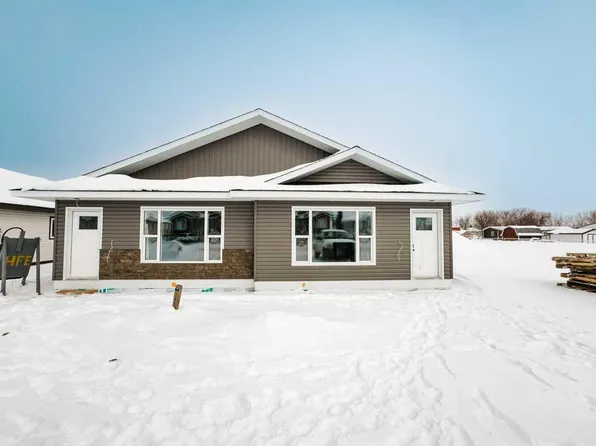 10510 S 102a Ave #1 & 2, La Crete, AB T0H 2H0