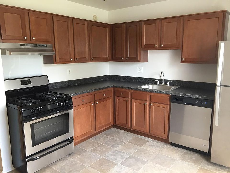 1st image of 1176 Stacy Dr