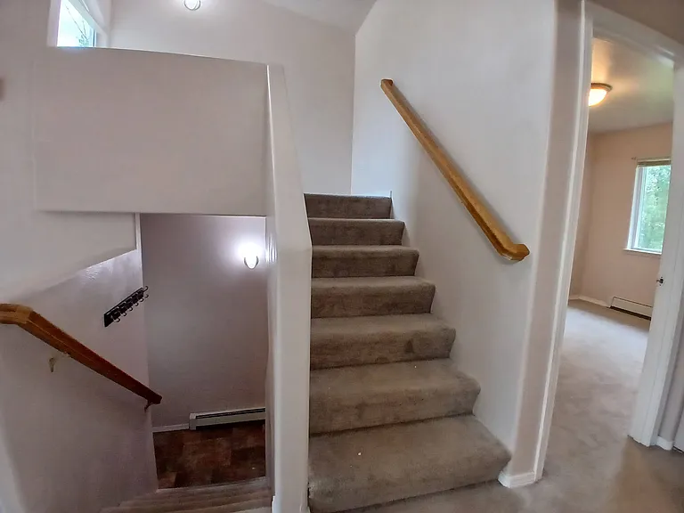 320 E Victor Cir #B — Photo 16