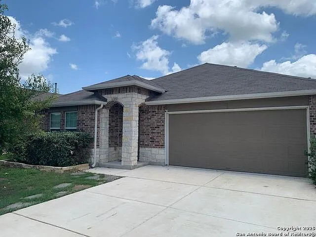 1792 Heather Glen Dr — Photo 1