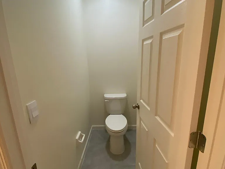 822 Remington Green Dr SE — Photo 39