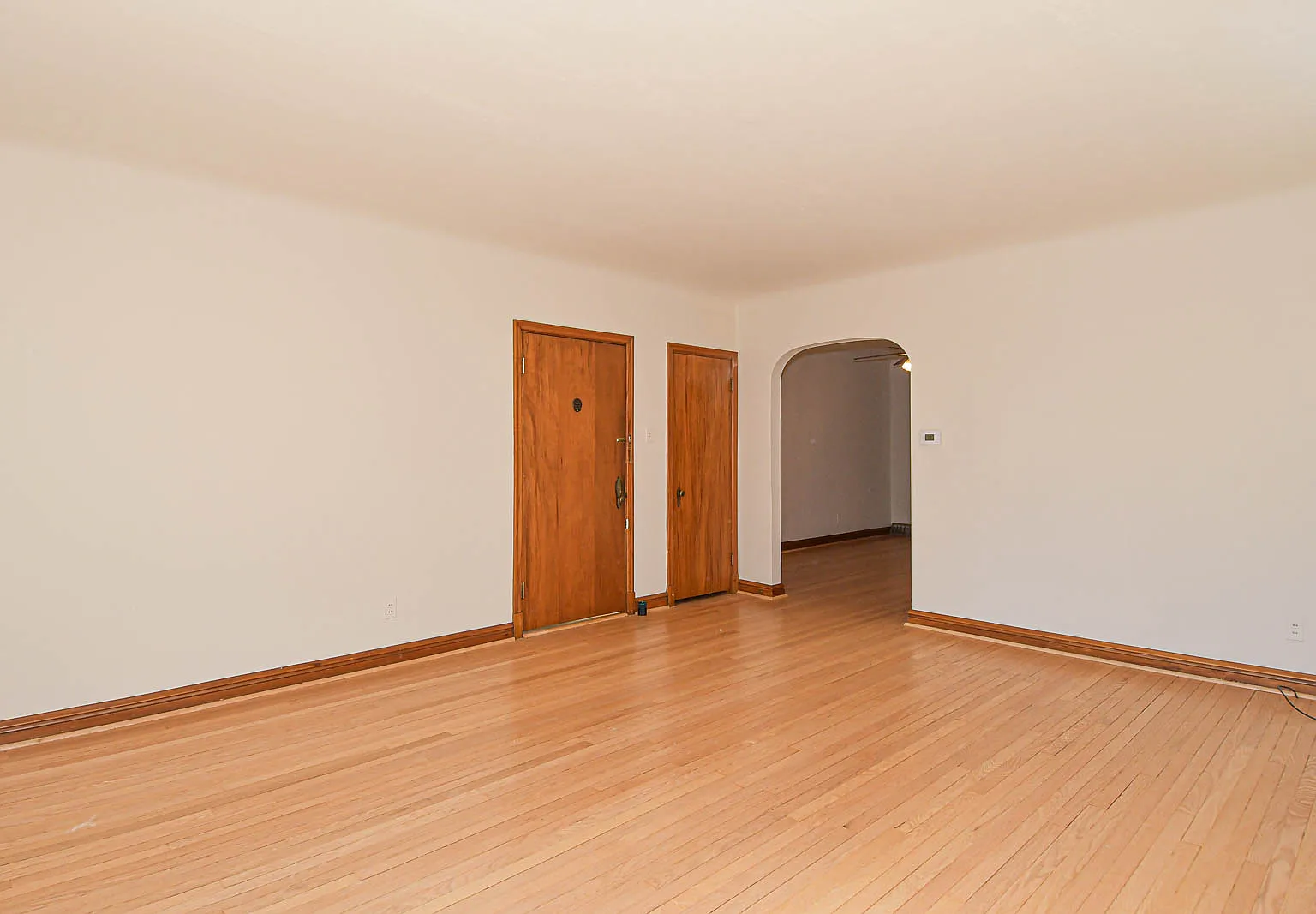 2 bed, 1.5 bath, 1400 sqft, $1,500 — Photo 3