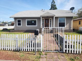 636 Hazel St, Central Pt, OR 97502