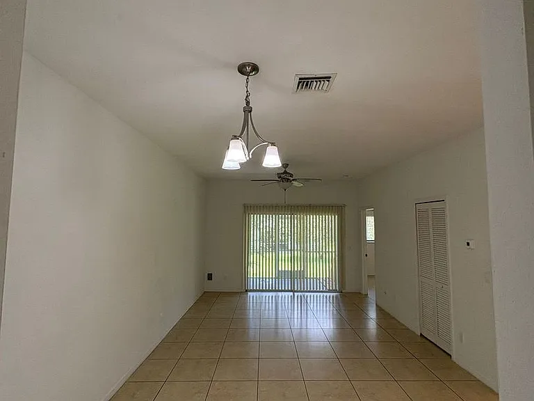 509 SE 6th Pl — Photo 4