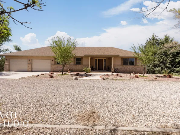 1080 W Coyote Way, Dammeron Valley, UT 84783