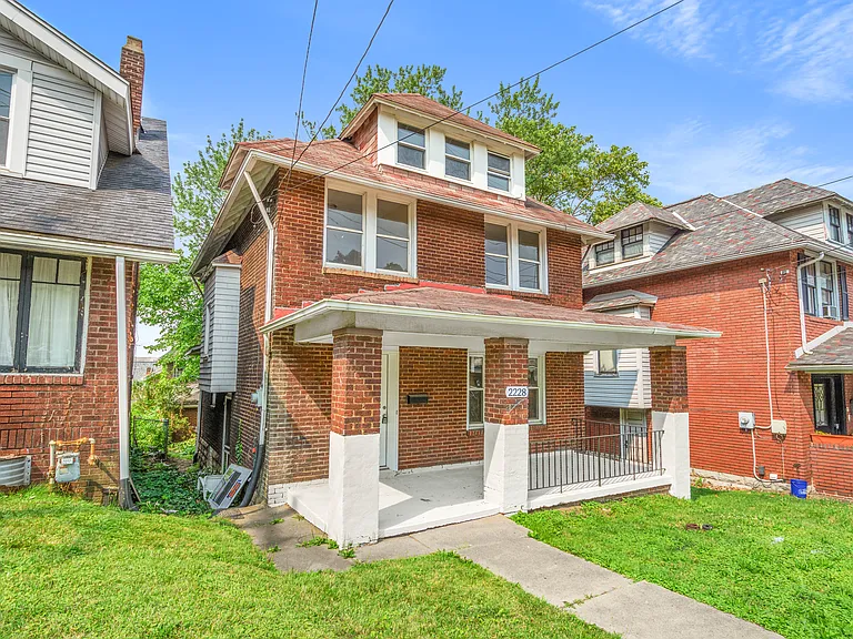 2228 S Braddock Ave — Photo 3