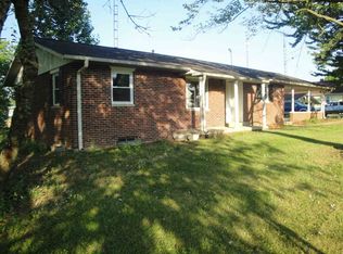 1583 Scenic Hill Rd, Loogootee, IN 47553