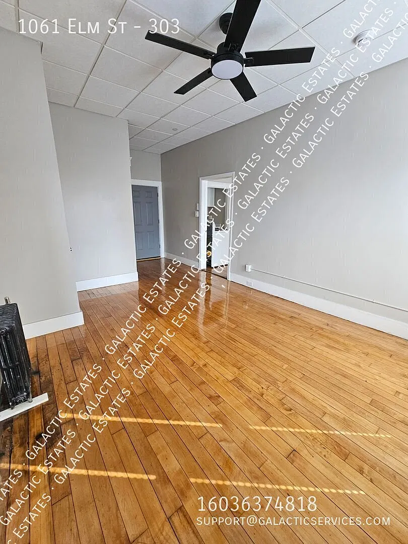 1061 Elm St — Photo 4