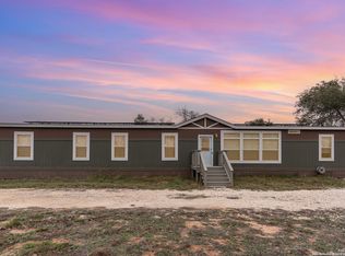 153 Private Road 6724, Natalia, TX 78059
