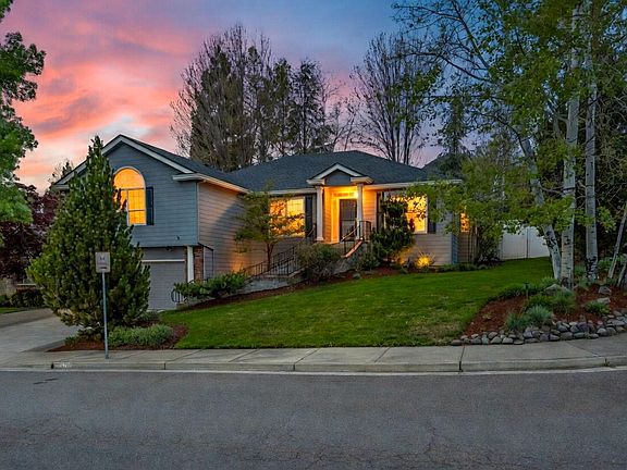 2nd image of 4781 Torrey Pines Dr