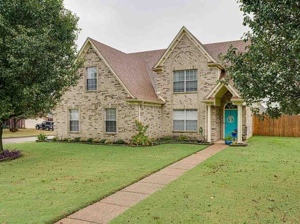 240 Magnolia Garden Ln