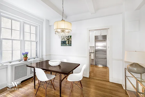 Sold by Warburg | media 2