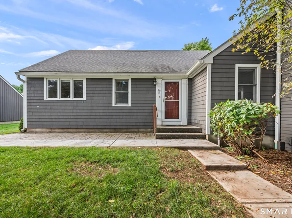 36 Charter Oak Square #D, Mansfield, CT 06250