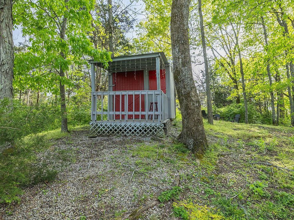 25th image of 1707 Sugar Ridge Rd