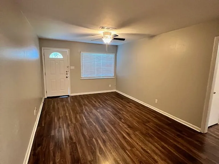 6302 Chesterfield Ave — Photo 5